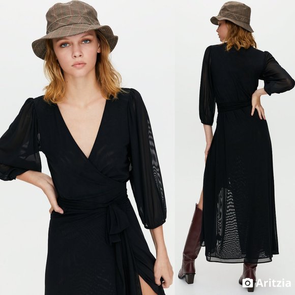 [Sold off app] Little Moon Vesper Dress - Picture 2 of 7